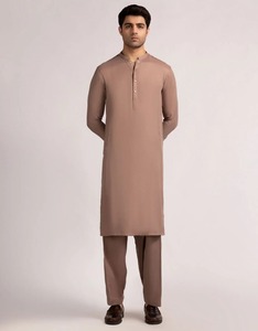 Elegante Shalwar Kameez Tradicional Indio de Algodón de Alta Calidad para Hombre |   Ropa para Fiestas y Eventos de Boda Sin Arrugas - Product Image 1
