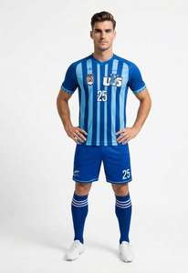 Maillot de football rétro de haute qualité en gros, 100 % polyester, personnalisable avec logo et numéro d'équipe, respirant, séchage rapide, col en V, manches courtes - Product Image 3