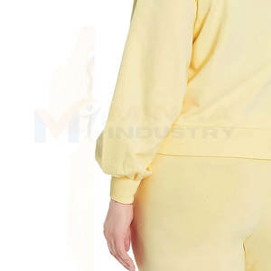 ผู้ผลิตจากปากีสถาน เสื้อครอปท็อปฮู้ดดี้คุณภาพสูง เสื้อครอปท็อปฮู้ดดี้ขายดี เสื้อครอปท็อปฮู้ดดี้ดีไซน์ใหม่ - Product Image 6