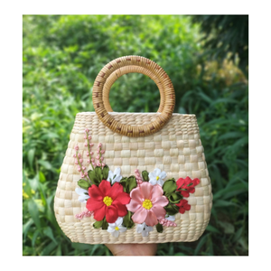 Sac à main bohème en paille avec embellissement floral, décor rose, mini sac fourre-tout d'été pour femme, ouvert avec poignée supérieure - Product Image 6