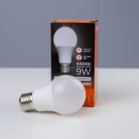 Ampoule SMD A19 9W 3000lm 3500K E27 non dimmable AC 220V PVC certifiée Energy Star CRI 80 résidentielle 2 ans de garantie du fabricant vietnamien