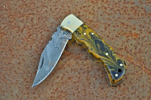 Damascus Steel <b>Drop</b> Point Hunting Knife With Yellow Marbled Handle And Leather Sheath Model 1661 - Product Image 4