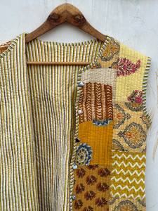 Chaleco Acolchado Hecho a Mano en India, 100% Algodón Ecológico, Antiarrugas, Transpirable, de Secado Rápido, con Bolsillo Delantero, Corte Regular - Product Image 5