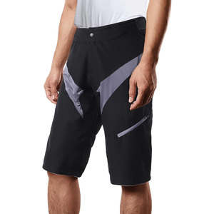 Shorts de cyclisme personnalisés noir et gris, coupe sportive, séchage rapide, en Spandex et Nylon, taille mi-haute, fermeture boutonnée - Product Image 3