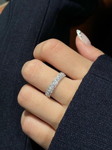 แหวนแต่งงานเพชรไมโครเพฟแบบเต็มวง แหวนเพชรแล็บโกรว์ดีไซน์หรูหรา สามารถสวมซ้อนกันได้ สไตล์เครื่องประดับมินิมอล - Product Image 5