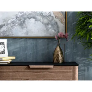 Vase à fleurs de table en fer forgé contemporain haut de gamme, fait main, résistant à la rouille, pour projets d'aménagement intérieur résidentiel de luxe, style côtier, Noël - Product Image 4