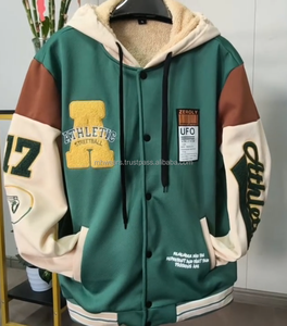 Chaqueta Universitaria Vintage Personalizada de Invierno, Fabricantes de Chaquetas Letterman OEM, Chaqueta Universitaria Bordada con Apliques de Chenilla al por Mayor - Product Image 3