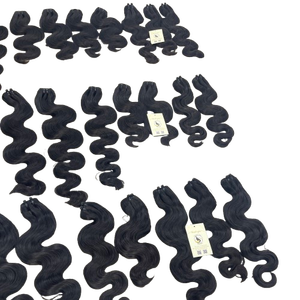 Extensiones de pelo liso natural al por mayor, extensiones de trama ondulada del cuerpo, cinta cruda rizada birmana en extensiones de cabello humano Vietnam - Product Image 1