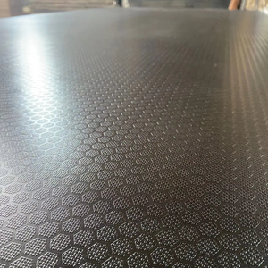 ไม้อัดฟิล์มกันลื่นแบบขายส่ง แกนไม้เนื้อแข็ง ใช้กาวฟีนอลิก ขนาด 1220x2440 มม. 1250x2500 มม. สำหรับงานต่อเรือ/งานก่อสร้างนั่งร้าน - Product Image 4