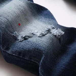 Jeans de Mezclilla Clásicos para Hombre, Color Azul Claro, Desgastados, Corte Recto, 5 Bolsillos, Estilo Diseñador, Pantalones de Moda para Hombre - Product Image 2