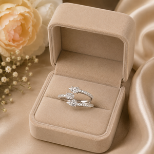 Anillo de Oro de 18K con Diamante Ovalado Cultivado en Laboratorio |   Banda Abierta de Espiga Dividida |   Joyería Fina de Lujo para Mujer |   Claro VVS-VS, Color D-E | - Product Image 4