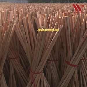 Bois d'eucalyptus de haute qualité pour poignées de balai en bois 120cm approvisionnement en vrac sans vis prix bas 48-50 pièces par emballage - Product Image 6