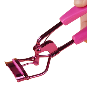 Recourbe-cils rose avec poignées en caoutchouc souple, cadre de recourbement de précision pour une perfection quotidienne du maquillage - Product Image 5