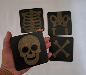 Ensemble de sous-verres à thème squelette pour Halloween, décoration de table effrayante et idéal pour les bars, cafés et les fêtes à thème - Product Image 2