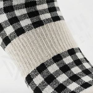 Free Design Women Compression Running <b>Socks</b> Cushion Crew Oem Custom Athletic Support Performance Breathable Fit Customized Color - Product Image 5