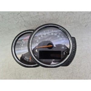 Panel de Instrumentos Usado ORIGINAL 682294601 para Mini Hatch F55, F56 2014-2018 - Product Image 1
