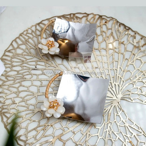 ที่วางช้อนเรซิ่นสุดหรู ขัดเงาแบบกระจก ผลิตในมหาราษฏรา สำหรับงานปาร์ตี้และโอกาสพิเศษ - Product Image 4