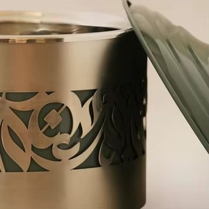 Impressionnante Casserole Classique Arabe en Acier Inoxydable Durable avec Couvercle Émaillé - Product Image 5