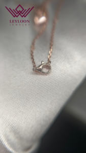 สร้อยคอสีชมพูอ่อน Ashoka Cut – โรสโกลด์ 18K สั่งทำพิเศษ - Product Image 5