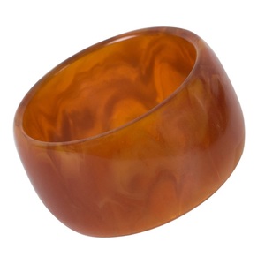 Bracelets en résine époxy fabriqués en Inde, sans plomb, unisexes, à bas prix, très demandés, très attrayants. - Product Image 2