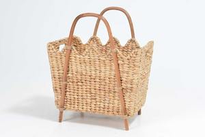 Water hyacinth basket with <b>rattan</b> handle and seashell rim Handmade <b>Storage</b> Basket Wholesale eco-friendly Made in Vietnam - Product Image 6