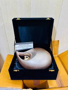 Aluminum Tear <b>Drop</b> Urn With Golden Heart And Black Velvet <b>Box</b> - Product Image 4