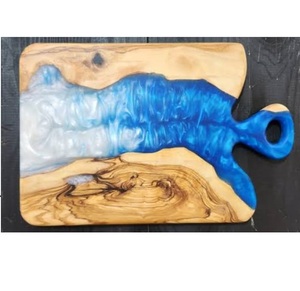 Planche à découper en bois avec finition résine pour la cuisine – Idéale pour le poisson et le fromage – Accessoire de cuisine au look fabuleux - Product Image 3