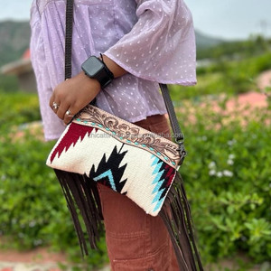 กระเป๋าสะพายข้างหนัง Aztec กระเป๋าหลากสีแนววินเทจ - Product Image 2