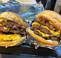 Emballage en papier kraft pour hamburgers, biodégradable, résistant à la chaleur, de qualité alimentaire, revêtement anti-graisse, jetable, pour la restauration rapide à emporter