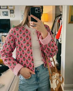 Wholesale Handmade Reversible Cotton Quilted Patchwork Jacket Women Boho Style Lightweight <b>Button</b> Closure Casual Winter <b>Coat</b> - Product Image 3