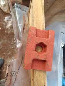 Bloc de serrage en caoutchouc pour montage de revêtement de moulin, bloc de serrage robuste pour support de revêtement en caoutchouc, fixation par boulons - Product Image 3