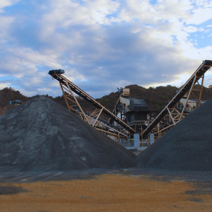 Crible vibrant multi-étages robuste Hailstone avec angles d'inclinaison pour un criblage efficace dans les carrières et les installations minières - Product Image 1