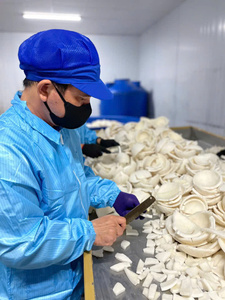 น้ำกะทิสด รสธรรมชาติ สารสกัดมะพร้าว ยี่ห้อ VIET DELTA อายุการเก็บรักษา 2 ปี สำหรับทำอาหาร อบขนม และแปรรูปอาหาร - Product Image 3