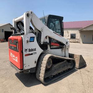 Chargeuse Bobcat T770 de qualité supérieure, excellente performance hydraulique, moteur puissant et efficacité de fonctionnement exceptionnelle - Product Image 4
