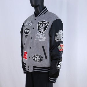 แจ็คเก็ตวาร์ซิตี้พรีเมียมสำหรับผู้ชาย สไตล์คลาสสิคแบบ Letterman ตัวเสื้อทำจากผ้าขนสัตว์ แขนเสื้อทำจากหนัง ปักลายแบบกำหนดเอง คุณภาพสูง - Product Image 2