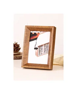 Cadre photo en bois artisanal moderne et contemporain, design écologique et durable, célébrant les imperfections naturelles, pour la maison - Product Image 1