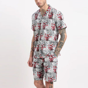 Conjunto de camiseta de manga corta y pantalones cortos de verano para hombre, ropa informal de calle, transpirable, tejido de rizo, 100% algodón, de secado rápido, con transferencia de calor. - Product Image 3