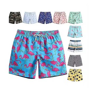 Short de bain décontracté pour homme, tissé, imprimé flamant rose, séchage rapide, résistant à l'eau, taille mi-haute avec cordon de serrage - Product Image 3