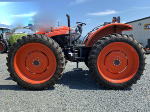 Tractor MAVERICK M6H-101 2026, 210HP, 4WD, Equipo de Trabajo Pesado Premium, Listo para Exportación, con Garantía de 5+ Años, Suministro al por Mayor - Product Image 3