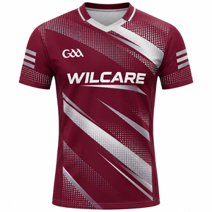 Maillot de football GAA Wilcare pour homme adulte, manches courtes, rayures diagonales blanches, couleur marron - Product Image 1