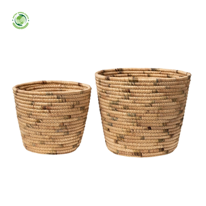 Juego de 2 Cestas Multiusos de Jacinto de Agua, Hechas a Mano, para Almacenamiento, Venta al por Mayor, Ecológicas, Hechas en Vietnam - Product Image 1