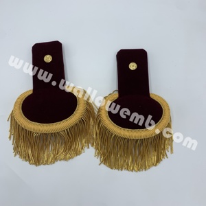 Épaulettes de parade marocaines ERSSM entièrement personnalisables en grenat et franges en fil d'or pour équipement de défense personnel - Product Image 6