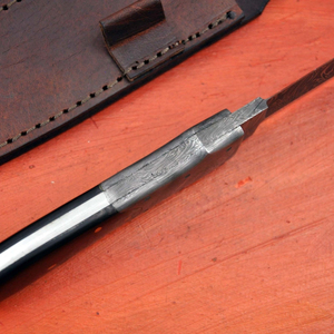 Couteau de chasse et de survie à lame fixe en acier inoxydable pour le camping, la randonnée, la pêche et le bushcraft, avec une poignée confortable - Product Image 2
