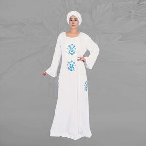 Kaftan en rayonne pour l'Aïd et le Ramadan, robe de tous les jours élégante avec détails de bordure sur les manches, poches latérales fonctionnelles, coupe fluide et longueur au sol - Product Image 3