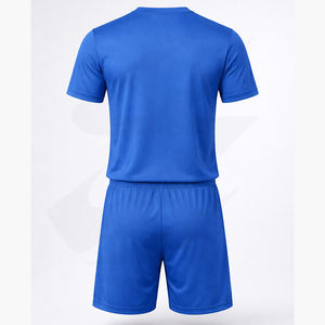 Maillot de football personnalisé en gros, uniforme de football 100% polyester respirant en maille, faible MOQ, directement de l'usine - Product Image 3