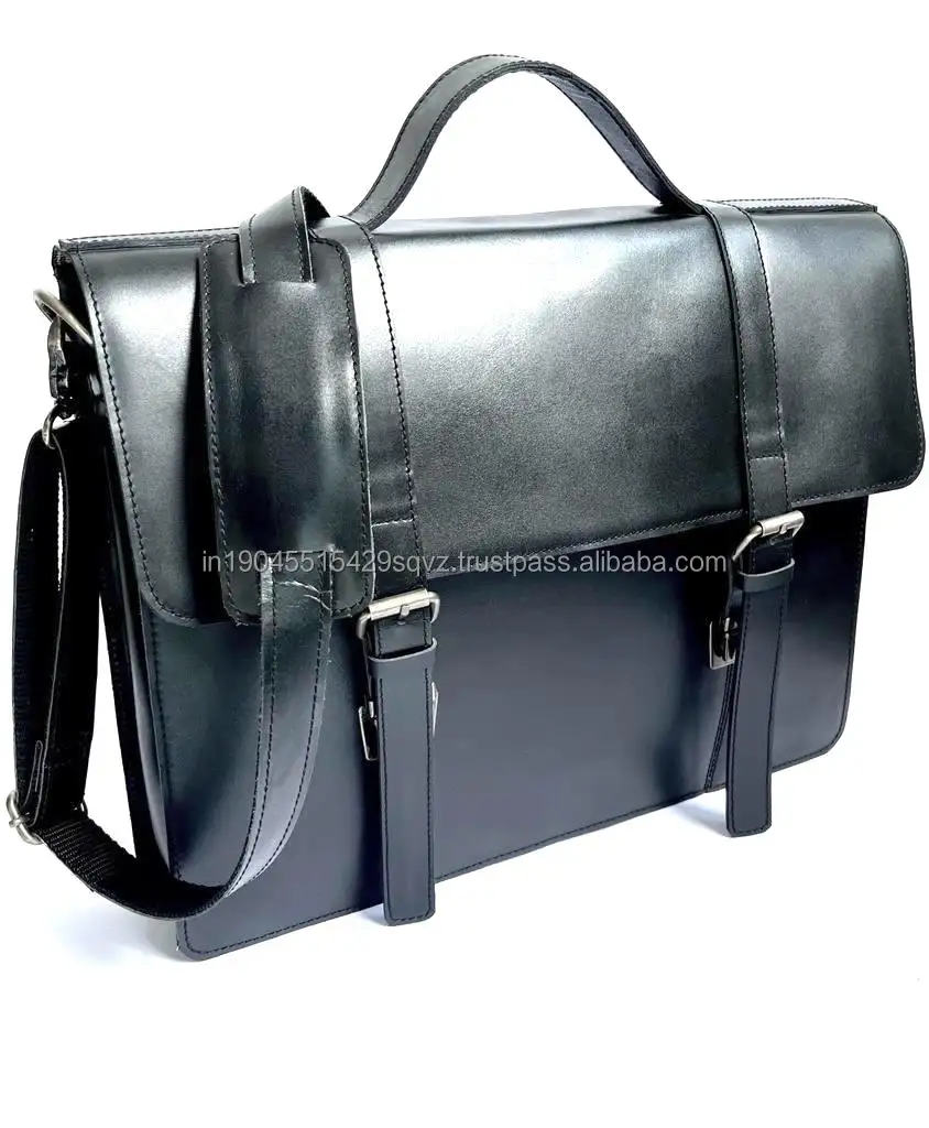 Черная сумка для ноутбука из натуральной кожи