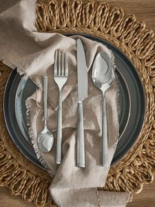 Juego de Cubiertos Funcionales y Ecológicos de Acero Inoxidable Diseñados para un Control del Equilibrio y Momentos de Comida Placenteros - Product Image 4