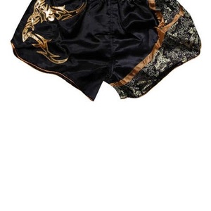 Shorts de sport professionnels en satin noir et or, respirants, légers, athlétiques, à séchage rapide, pour la performance, shorts de Muay Thai - Product Image 3