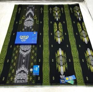 Jacquard BHS Sarong Classic JGC Lungi Traditional Muslim Wear Comfortable Sarong for <b>Men</b> Ideal for Daily Wear - Product Image 3