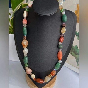 สร้อยคอเรซิ่นทำมือ รูปทรงไม่สม่ำเสมอ หลากสี เครื่องประดับแฟชั่น - Product Image 4